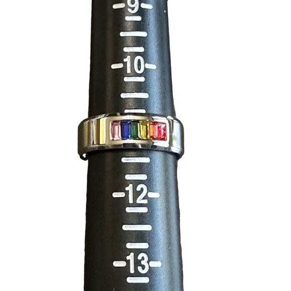 NWOT Size 11 Titanium band with rainbow flag stones - Picture 5 of 5